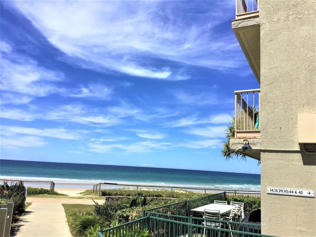 Sanctuary Beach Resort Gold Coast Esterno foto
