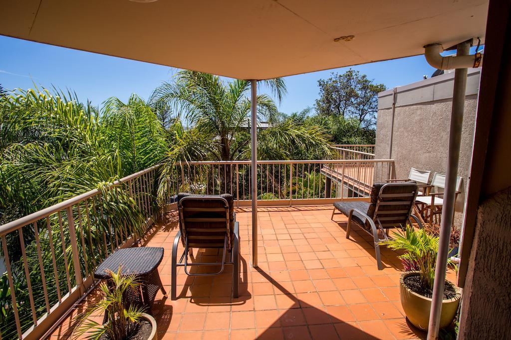 Sanctuary Beach Resort Gold Coast Esterno foto