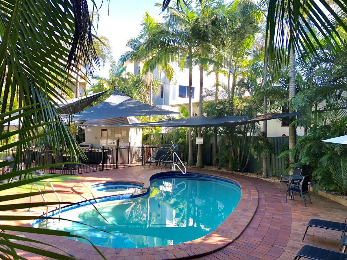 Sanctuary Beach Resort Gold Coast Esterno foto