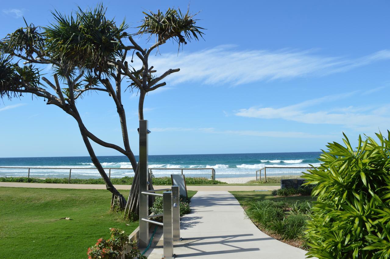 Sanctuary Beach Resort Gold Coast Esterno foto
