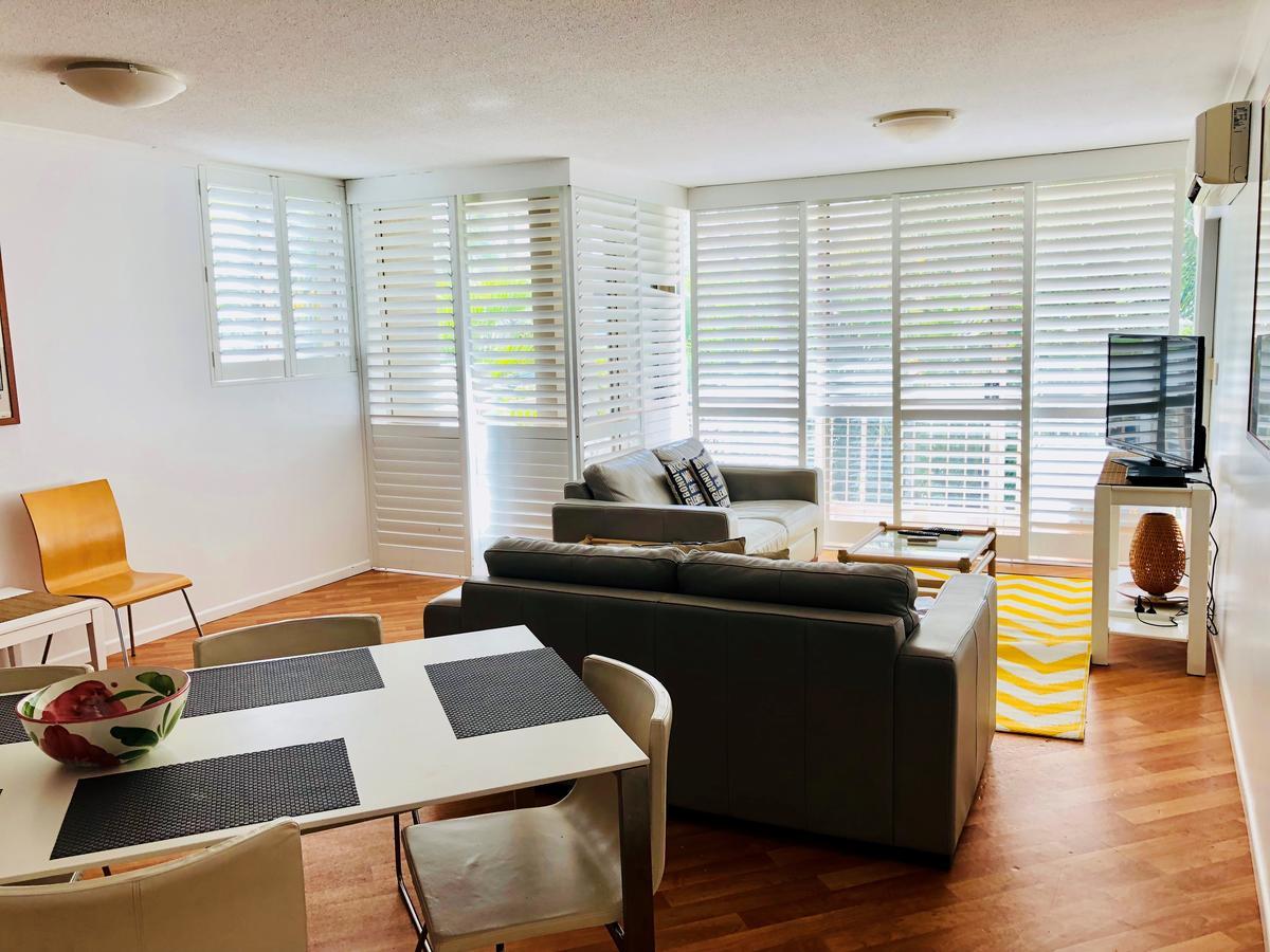 Sanctuary Beach Resort Gold Coast Esterno foto