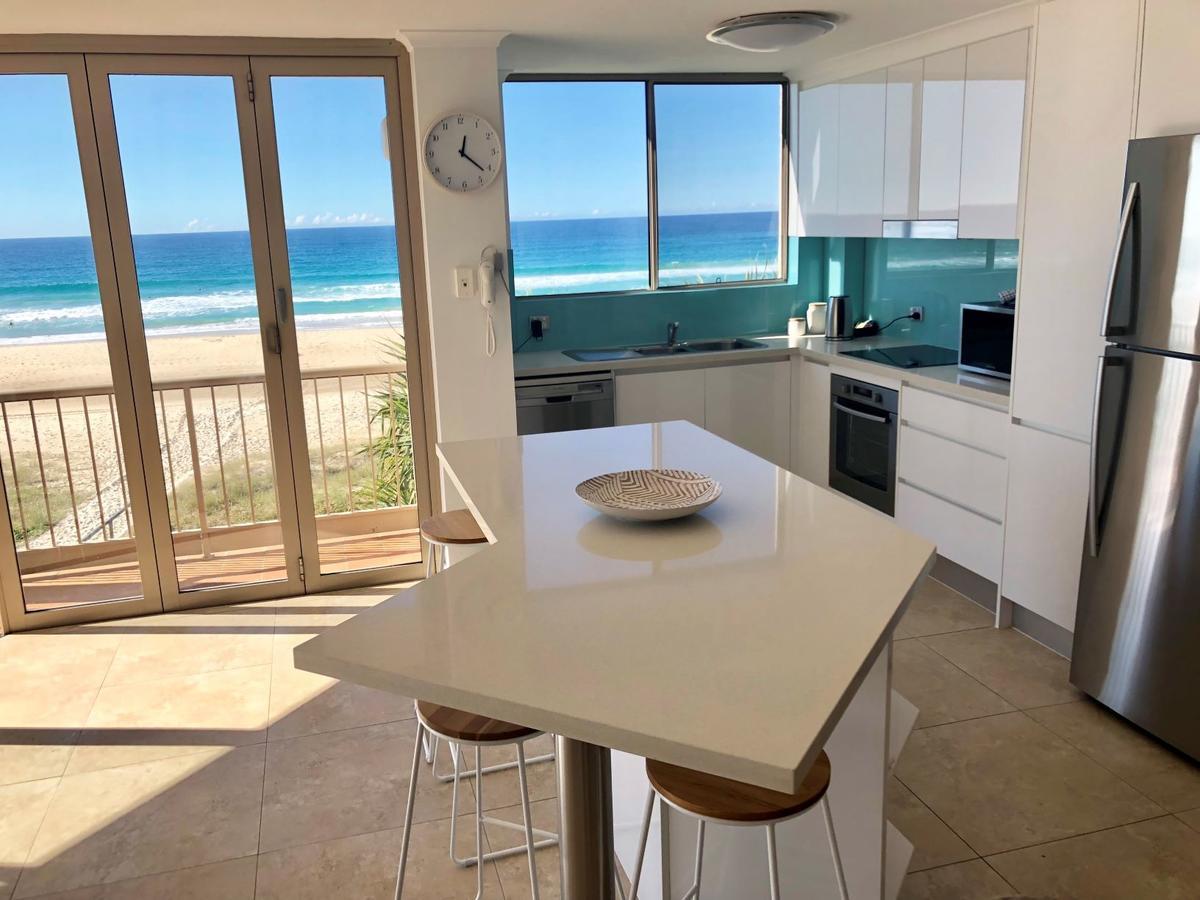 Sanctuary Beach Resort Gold Coast Esterno foto