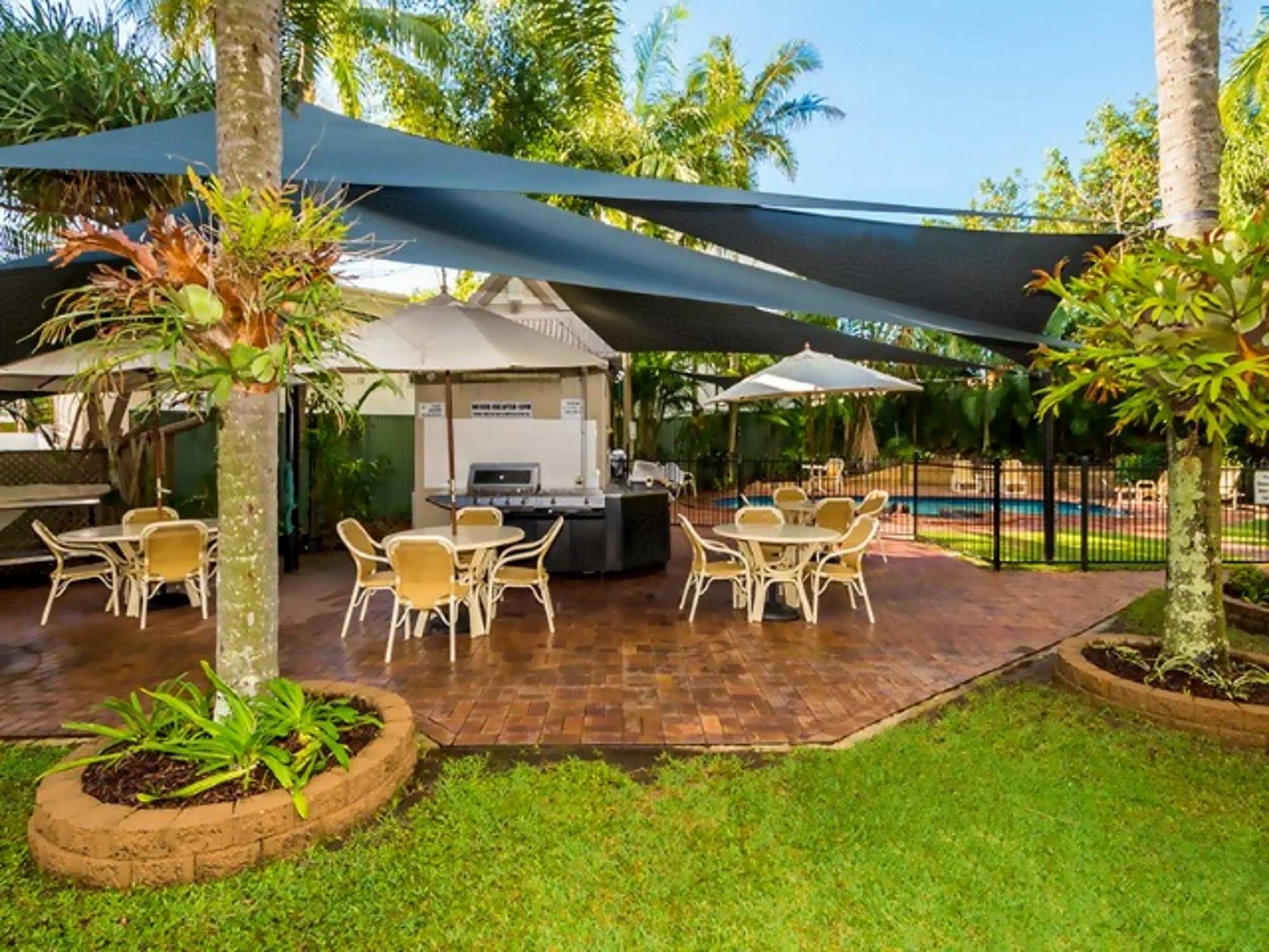 Sanctuary Beach Resort Gold Coast Esterno foto
