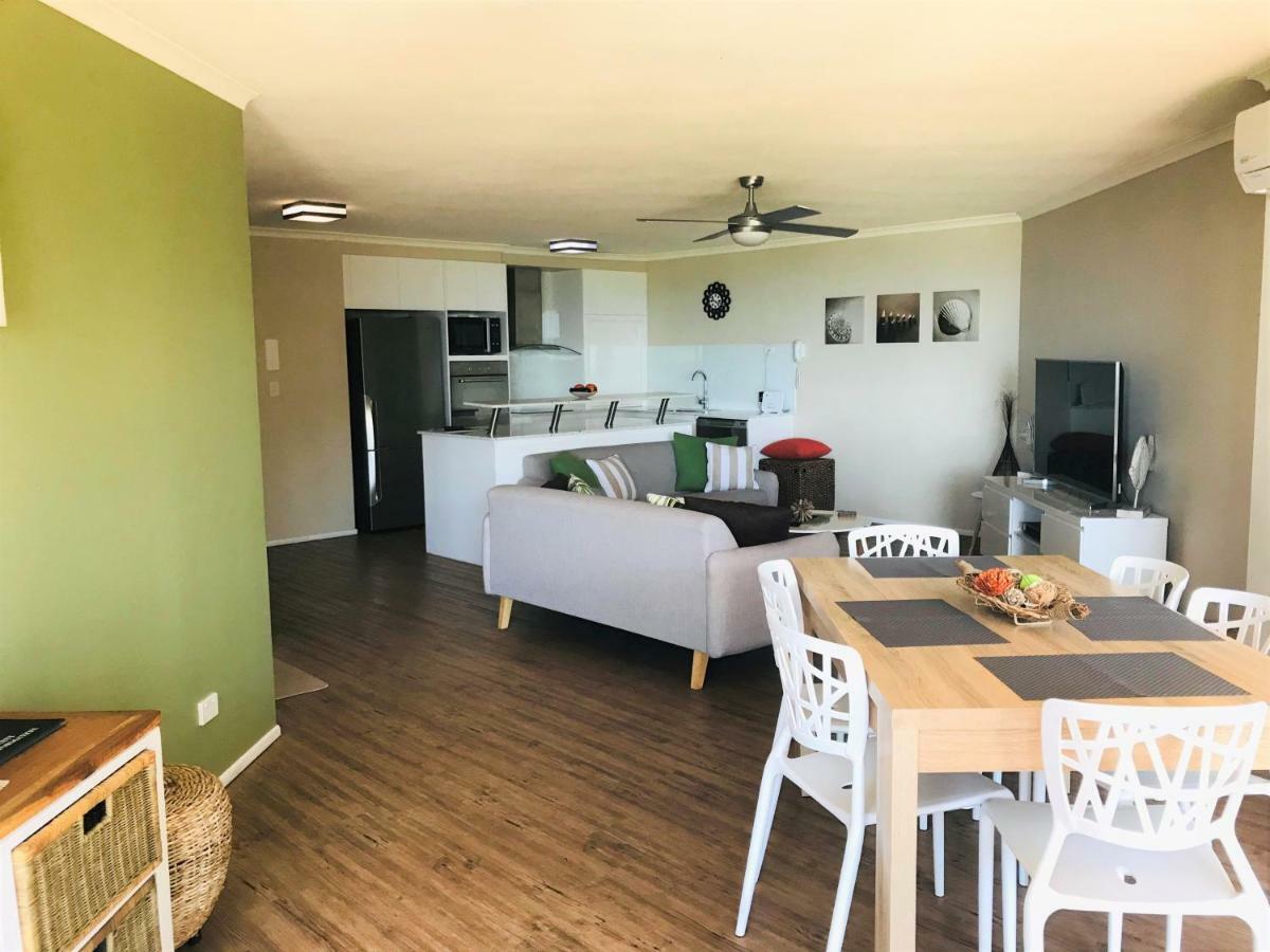Sanctuary Beach Resort Gold Coast Esterno foto